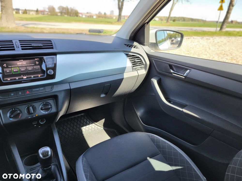 Skoda Fabia 1.0 TSI Ambition - 12