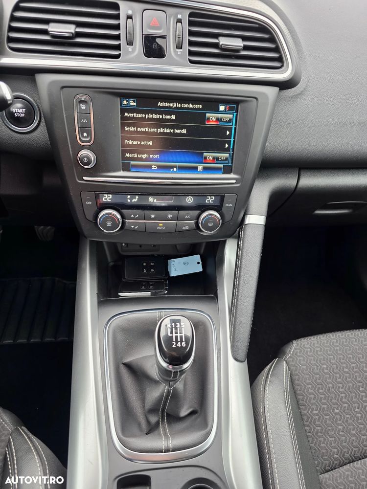 Nissan Qashqai 1.6 DCI Start/Stop Tekna - 22