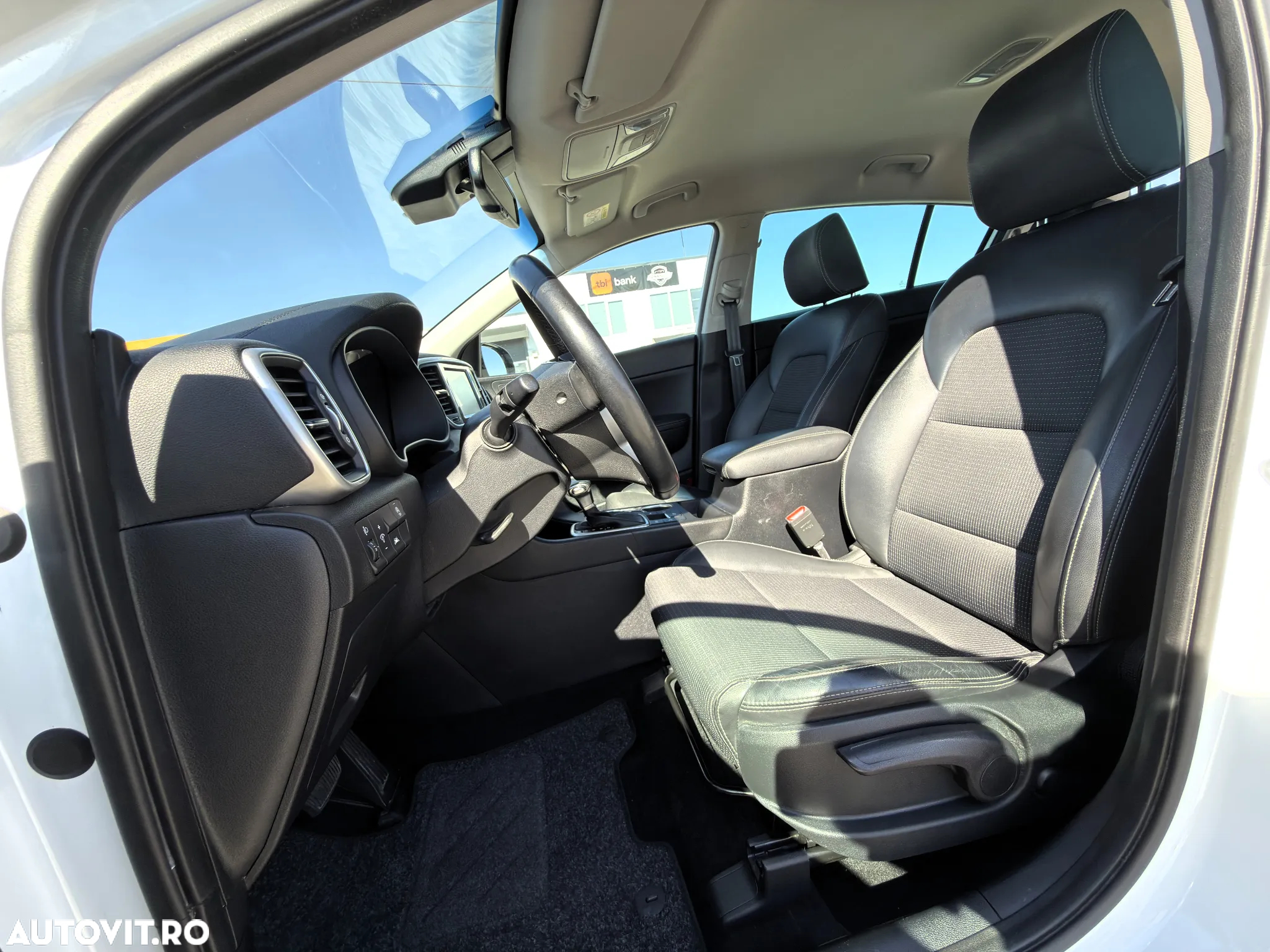 Kia Sportage 1.6 DSL MHEV 7DCT HP 4x2 Business Line - 20