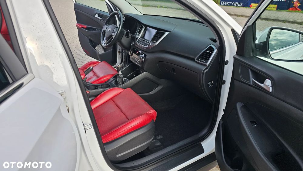 Hyundai Tucson 2.0 CRDI BlueDrive Comfort 2WD - 14