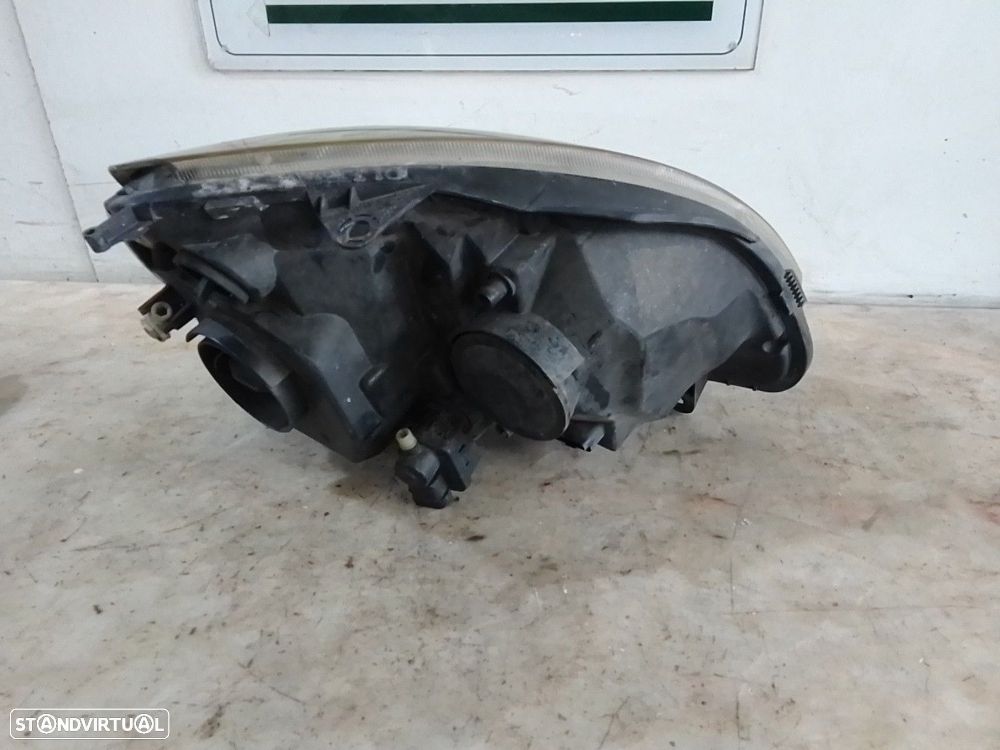 Ótica Esq Renault Clio Ii Caixa (Sb0/1/2_) - 3