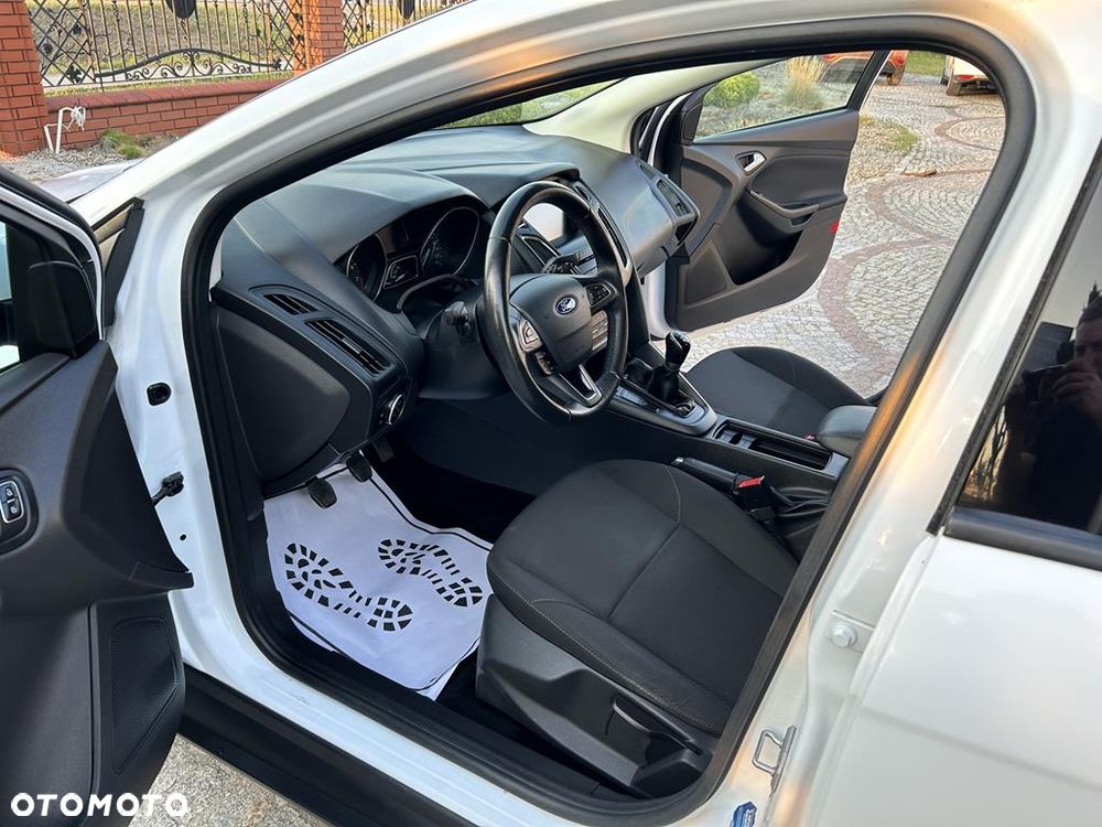Ford Focus - 26