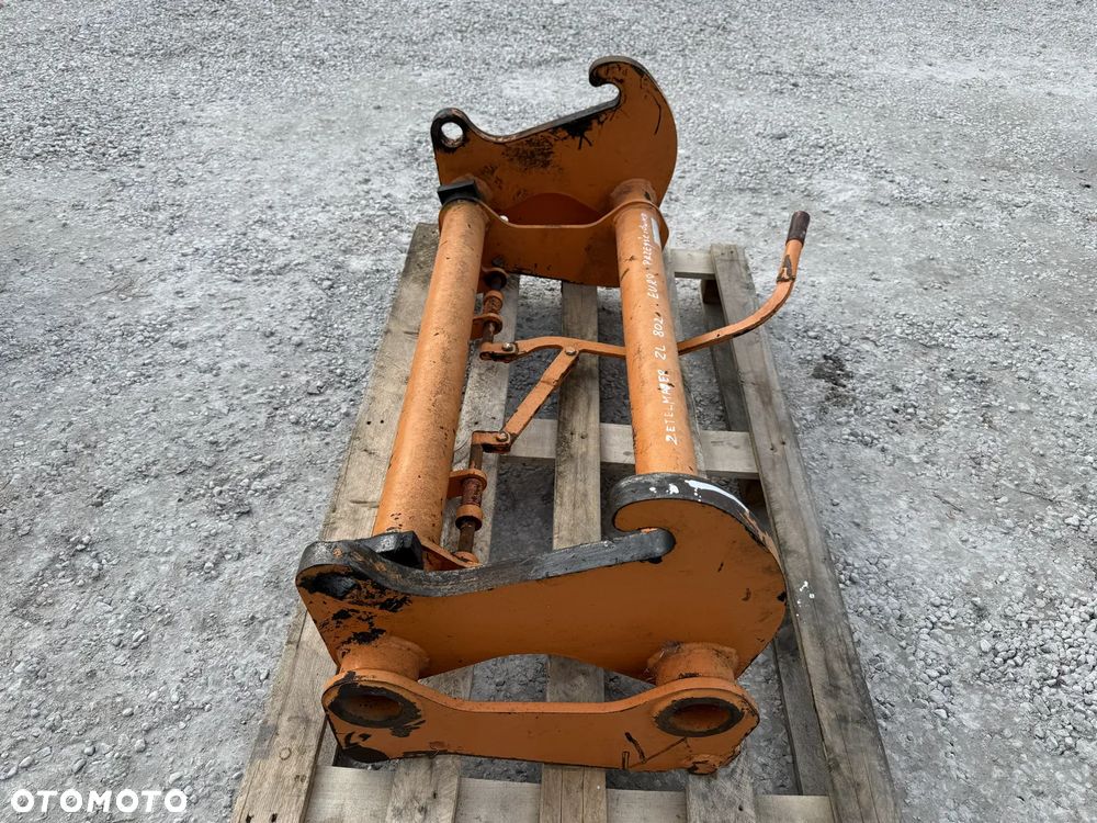 PRZEJŚCIÓWKA ADAPTER REDUKTOR REDUKCJA EURO ZETTELMEYER VOLVO ZL 802 702 602 1002 L30 L35 L40 L45 - 15