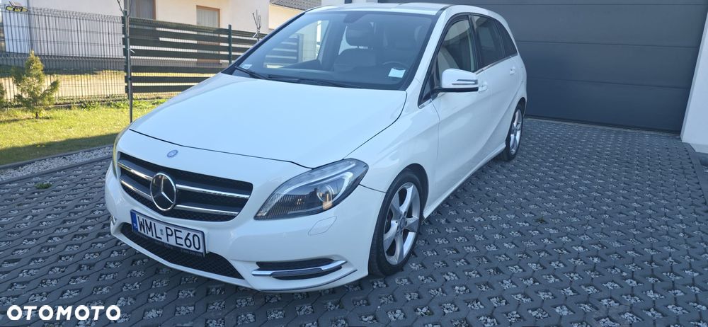 Mercedes-Benz Klasa B 180 CDI (BlueEFFICIENCY) - 3