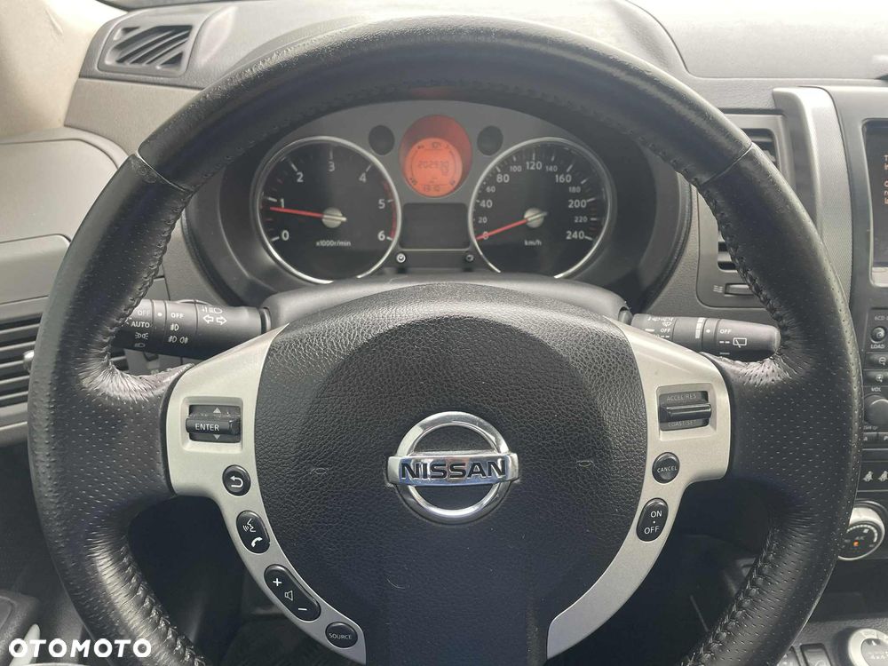 Nissan X-Trail - 24