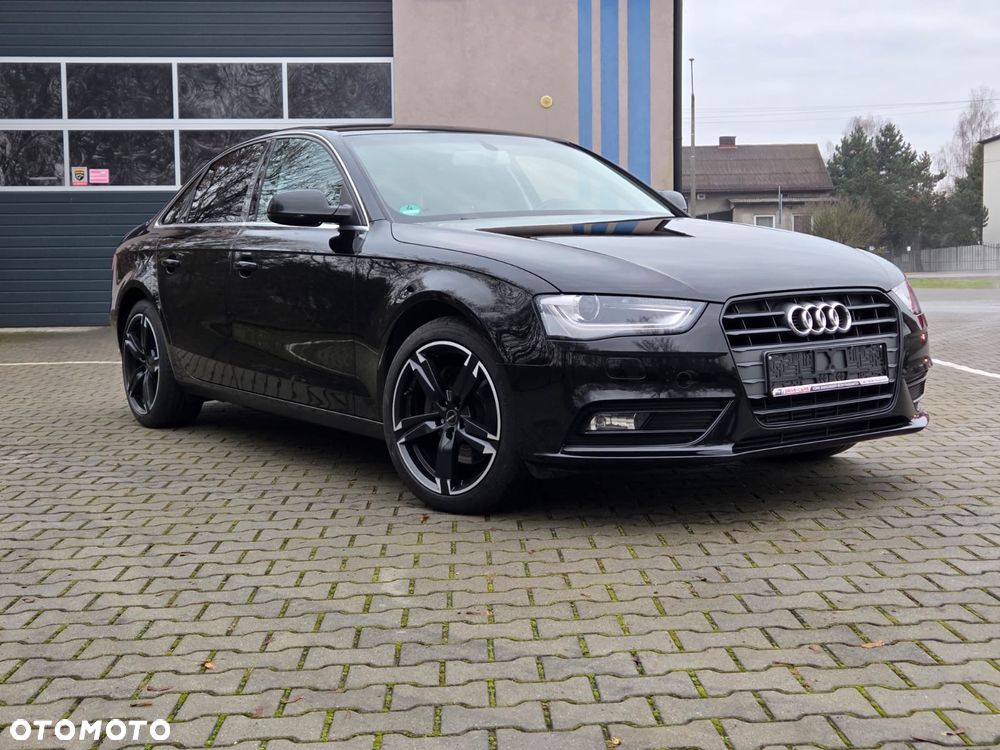 Audi A4 Limousine - 20