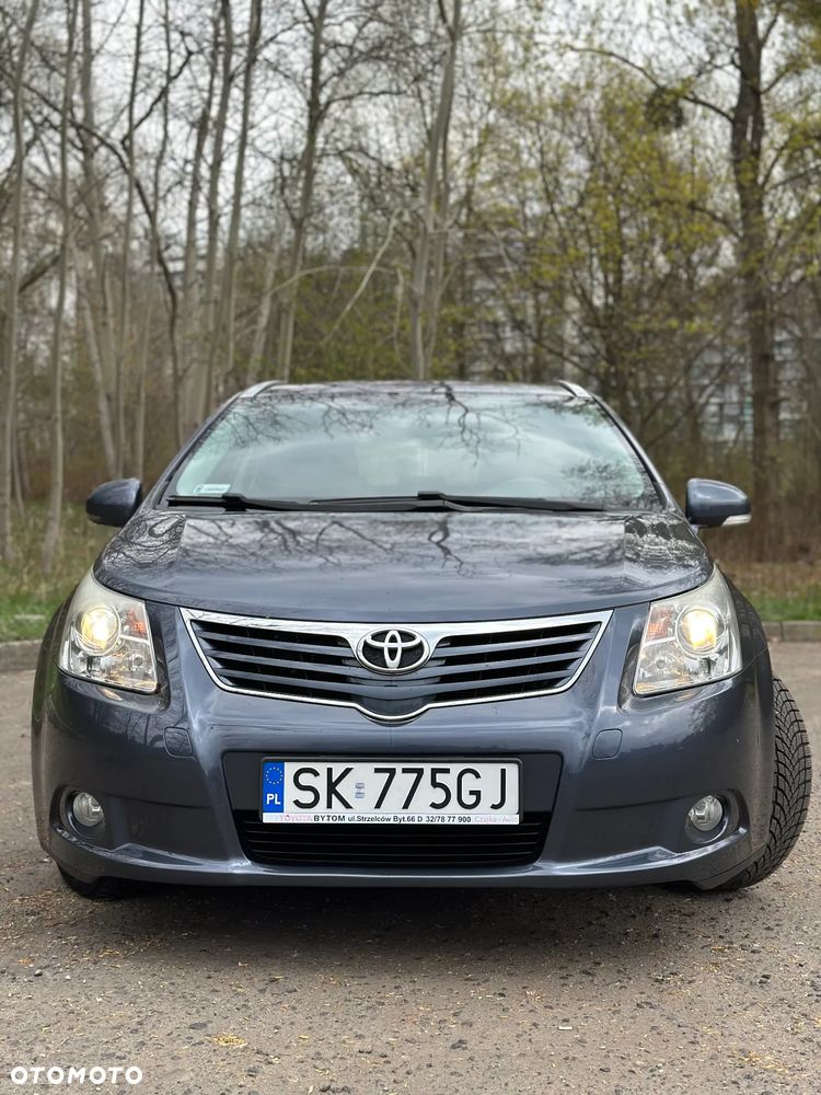 Toyota Avensis 1.8 Sol plus NAVI - 3