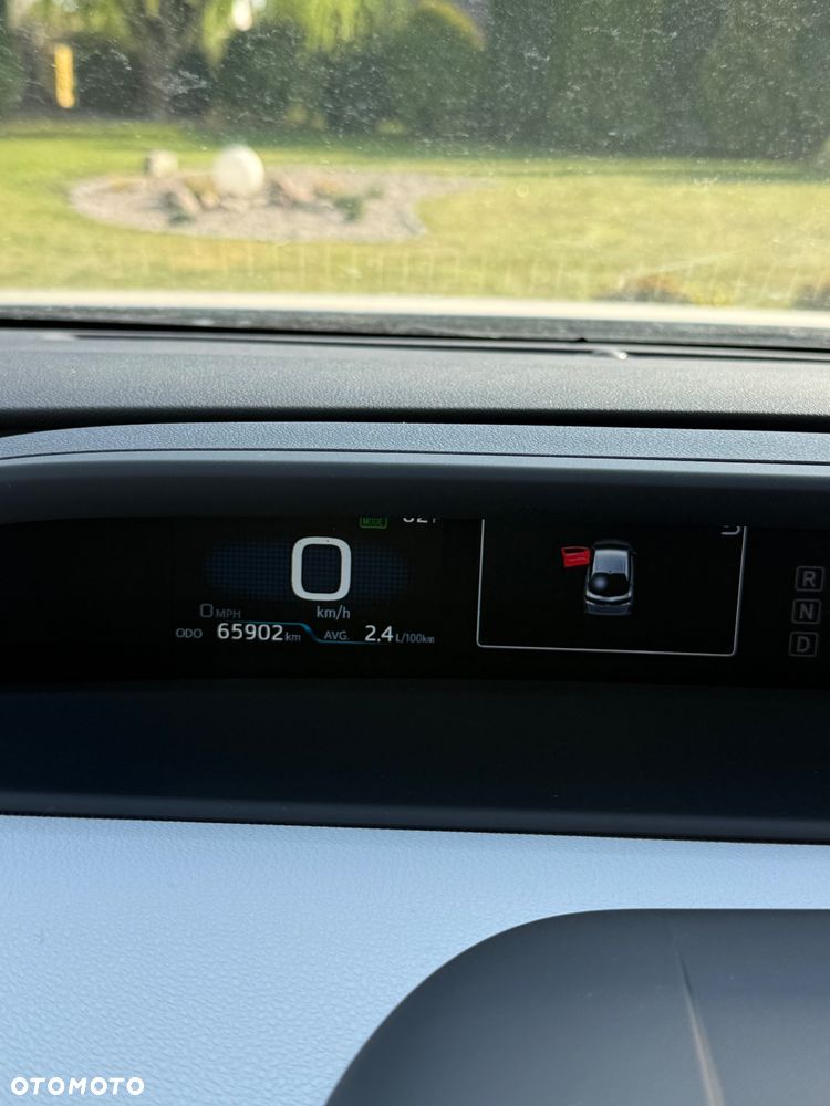 Toyota Prius - 11