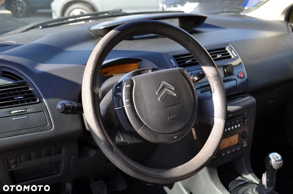Citroën C4 1.6 HDi Impress - 15