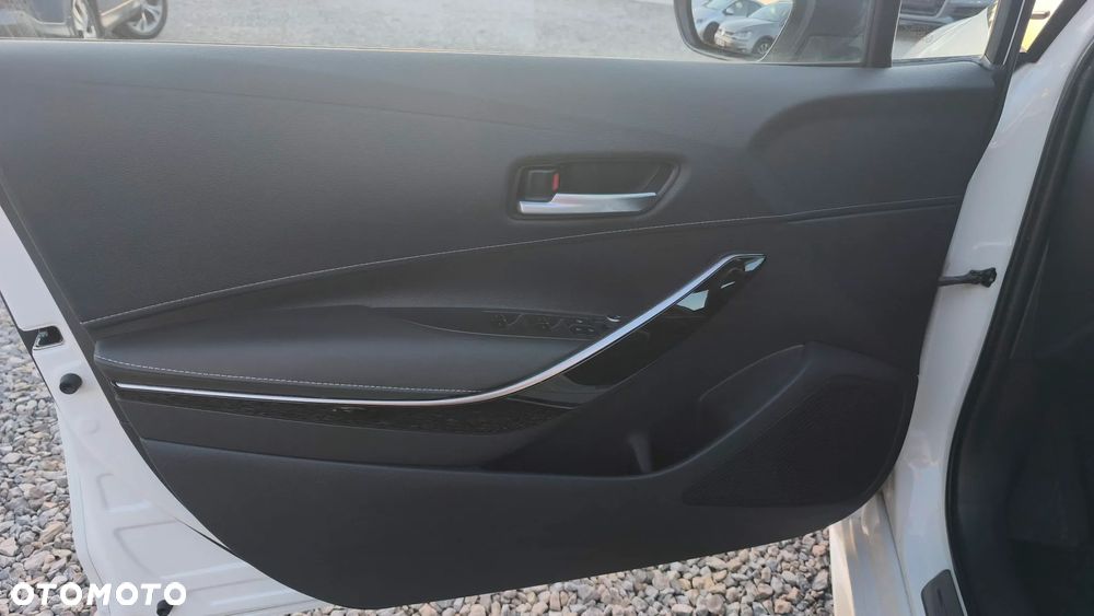 Toyota Corolla 2.0 Hybrid GR Sport - 24