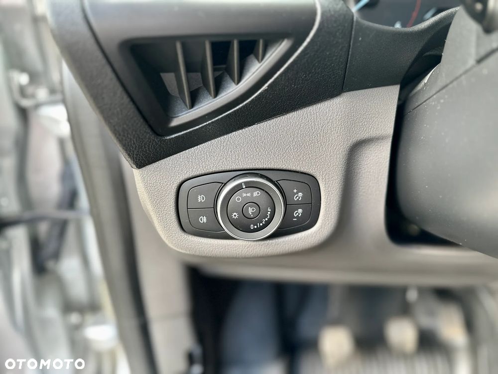 Ford TRANSIT CONNECT - 15