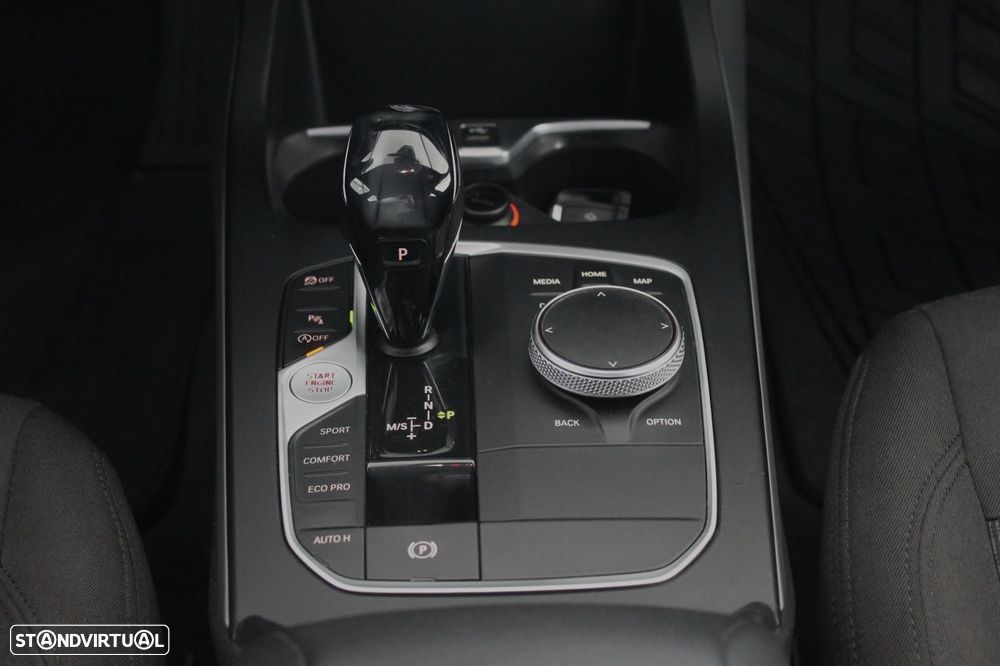 BMW 116 d Aut. Advantage - 34