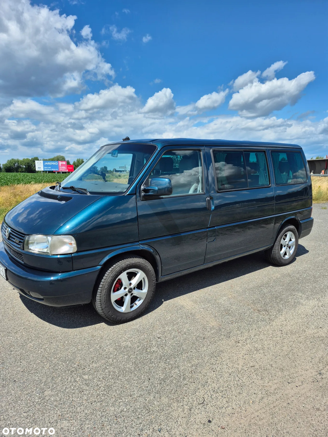 Volkswagen Multivan - 2