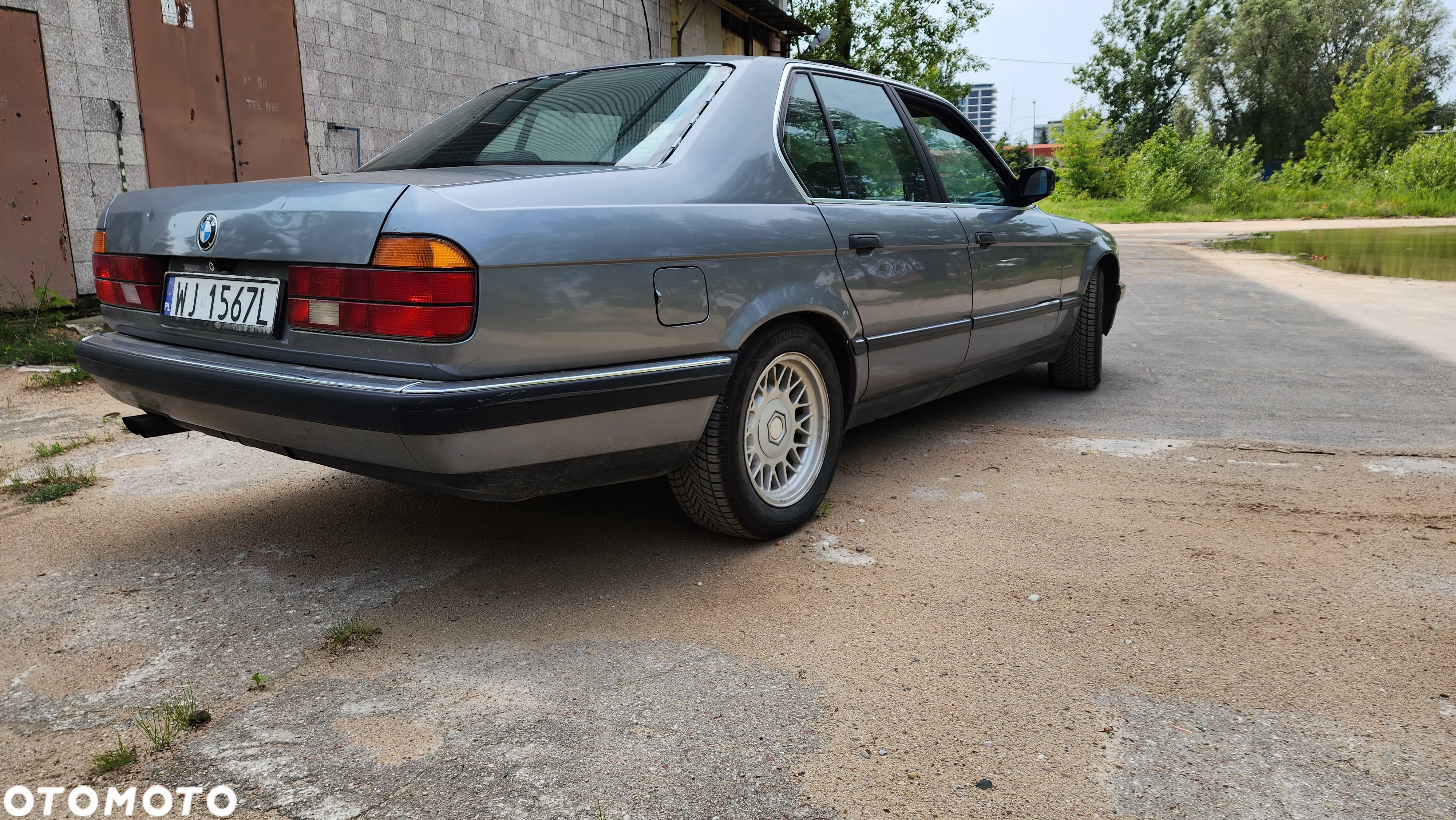 BMW Seria 7 730i - 4