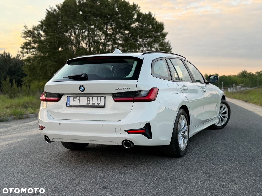 BMW Seria 3 320d MHEV Sport Line - 25