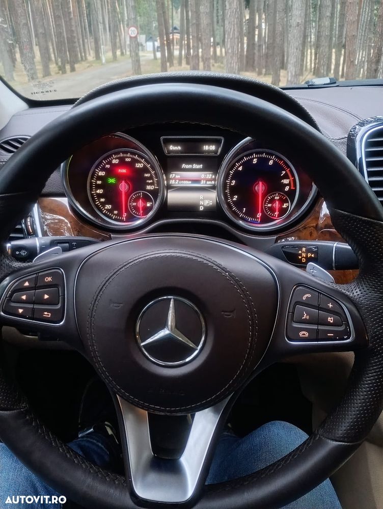 Mercedes-Benz GLS - 15