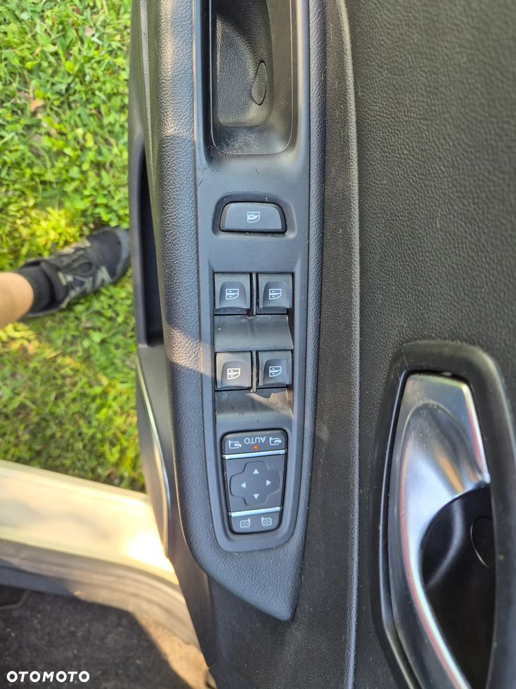 Renault Captur ENERGY TCe 120 EDC XMOD - 10