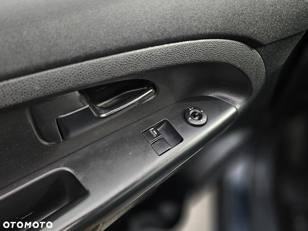 Kia Venga 1.4 CVVT ISG Vision - 15