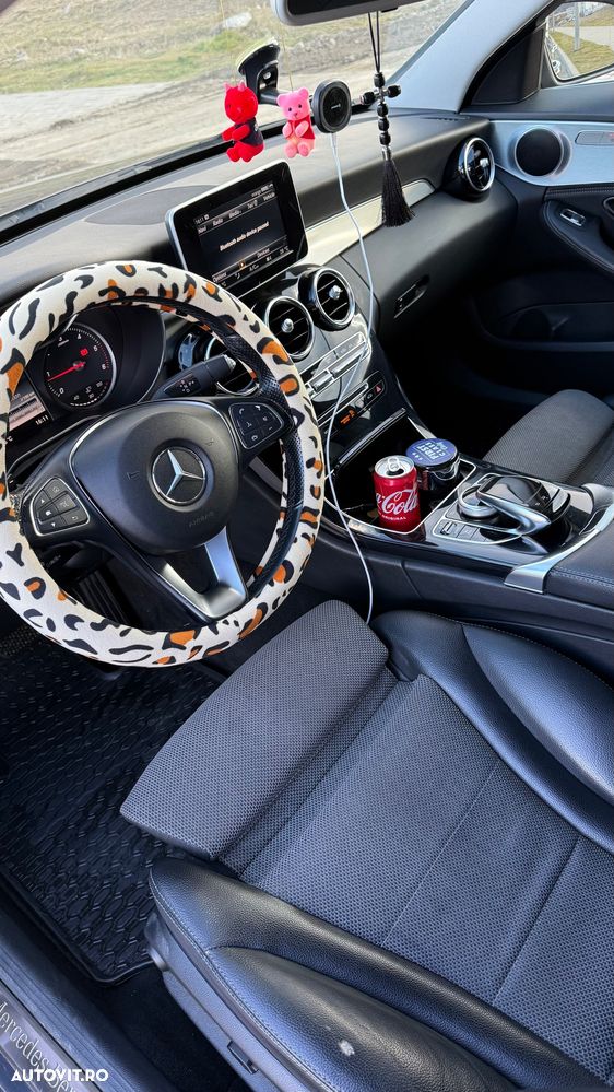 Mercedes-Benz C - 8