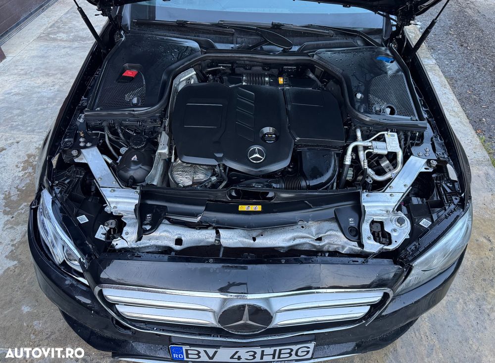 Mercedes-Benz E 220 d 9G-TRONIC - 8