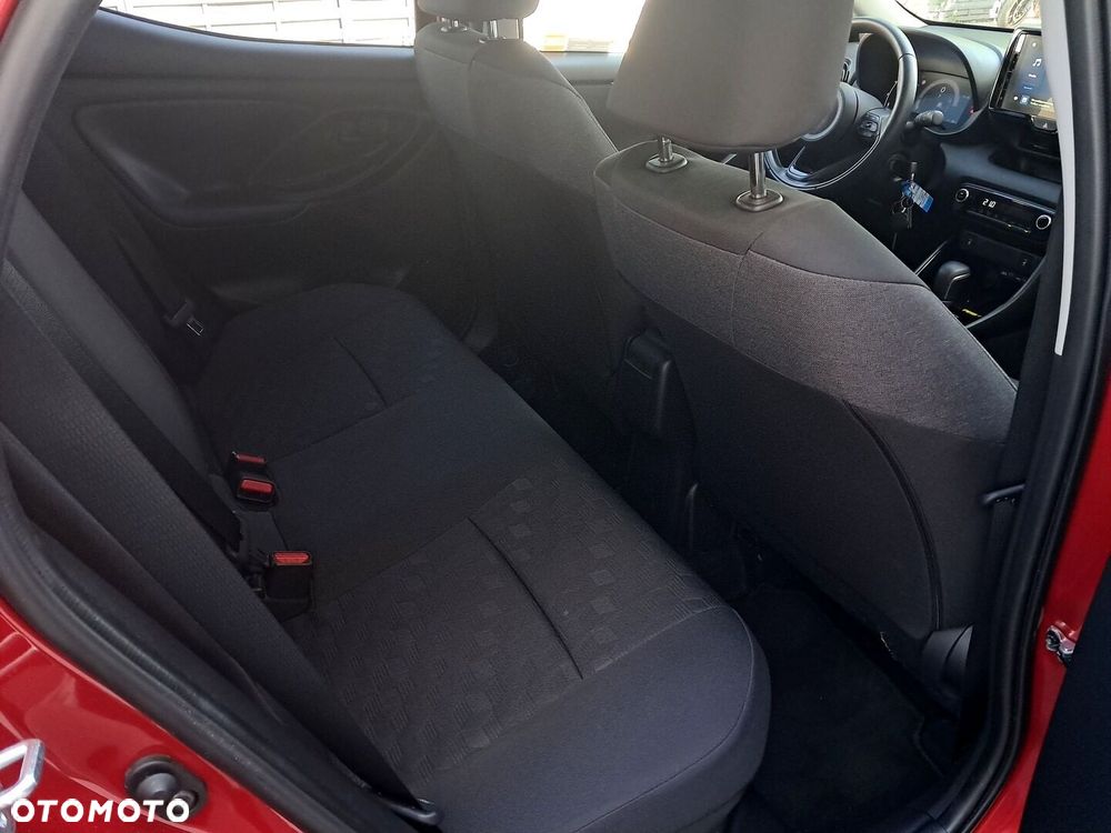 Toyota Yaris Hybrid 1.5 Style - 11