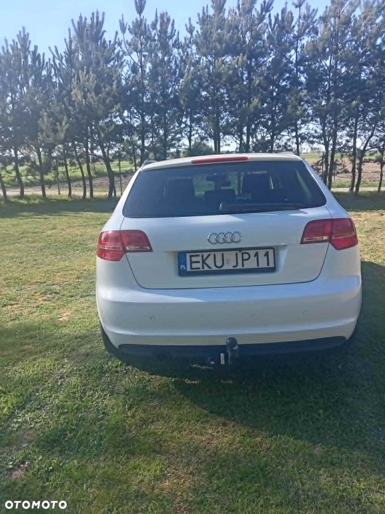 Audi A3 Sportback - 6