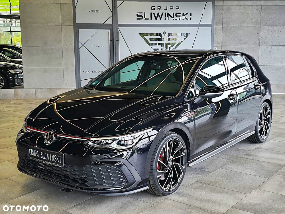 Volkswagen Golf VIII 2.0 TSI GTI DSG - 2