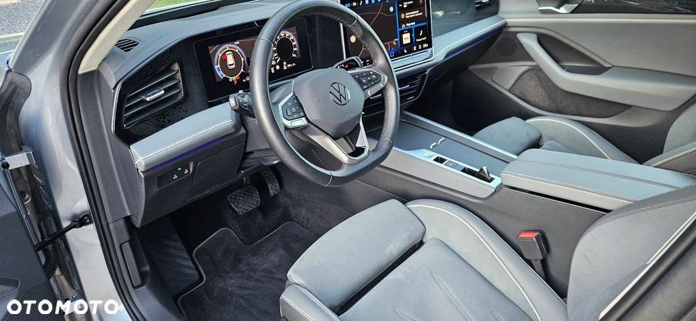 Volkswagen Passat - 25