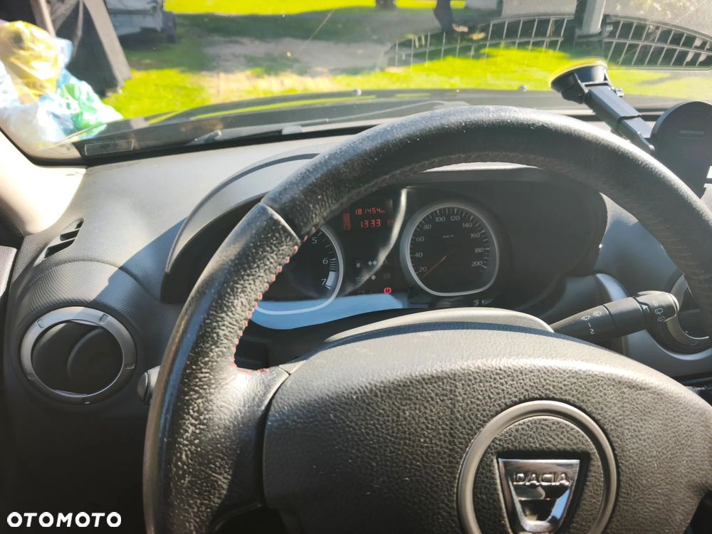 Dacia Duster 1.6 SL Delsey - 27
