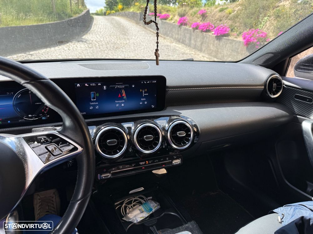 Mercedes-Benz A 250 e - 5