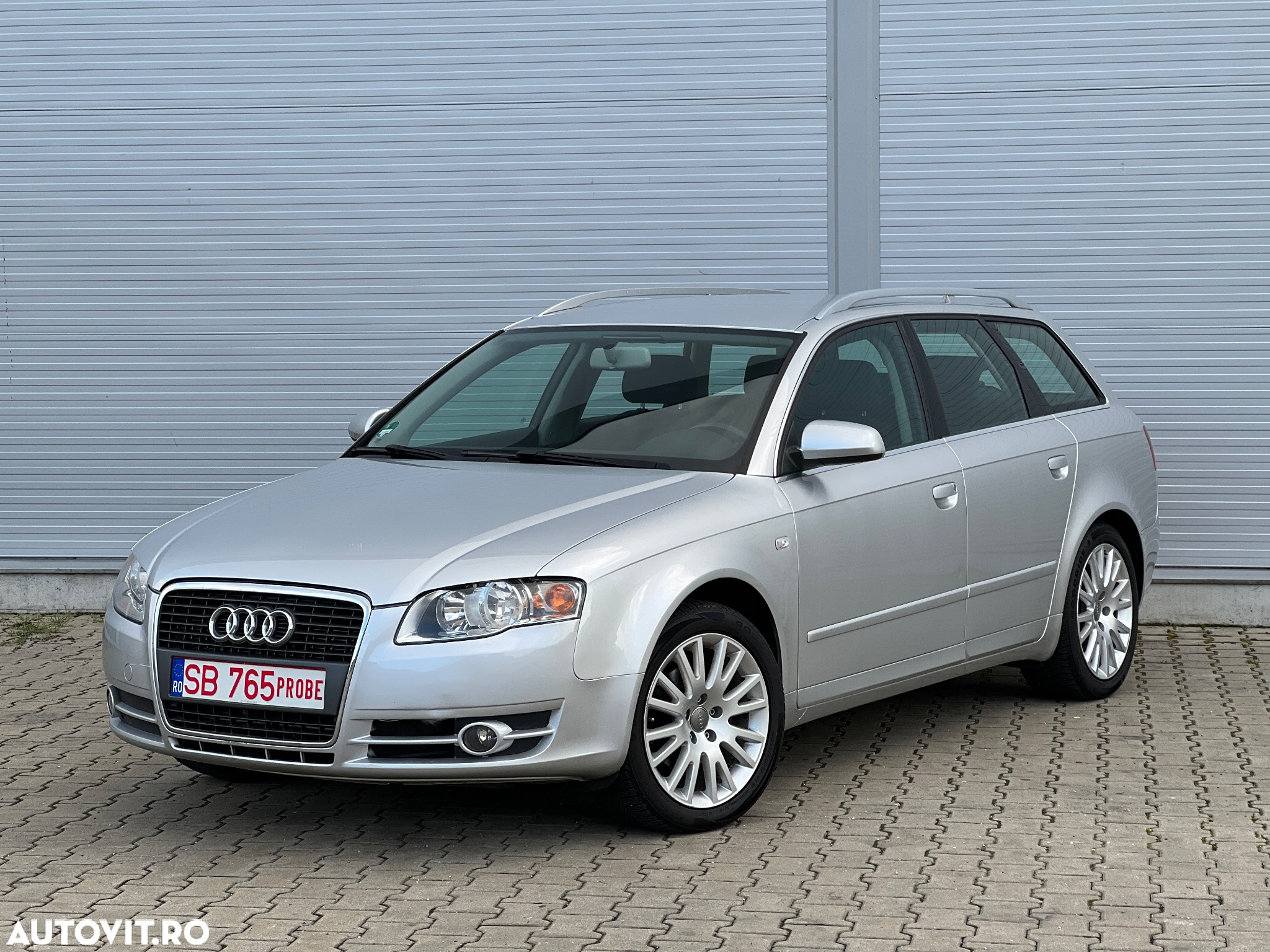 Audi A4 Avant 2.0 TDI - 4