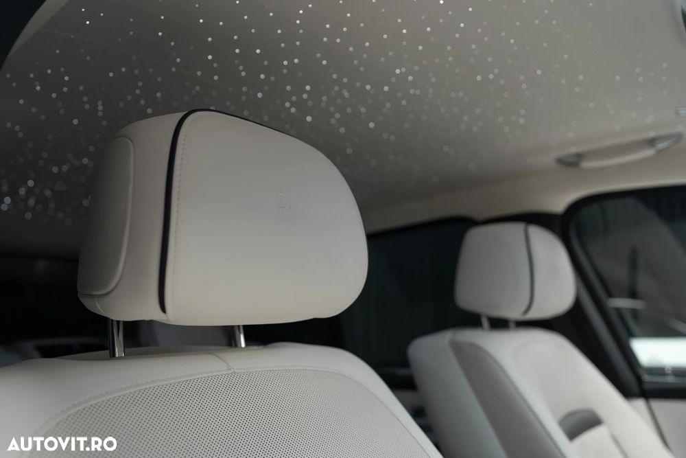 Rolls-Royce Cullinan Standard - 13