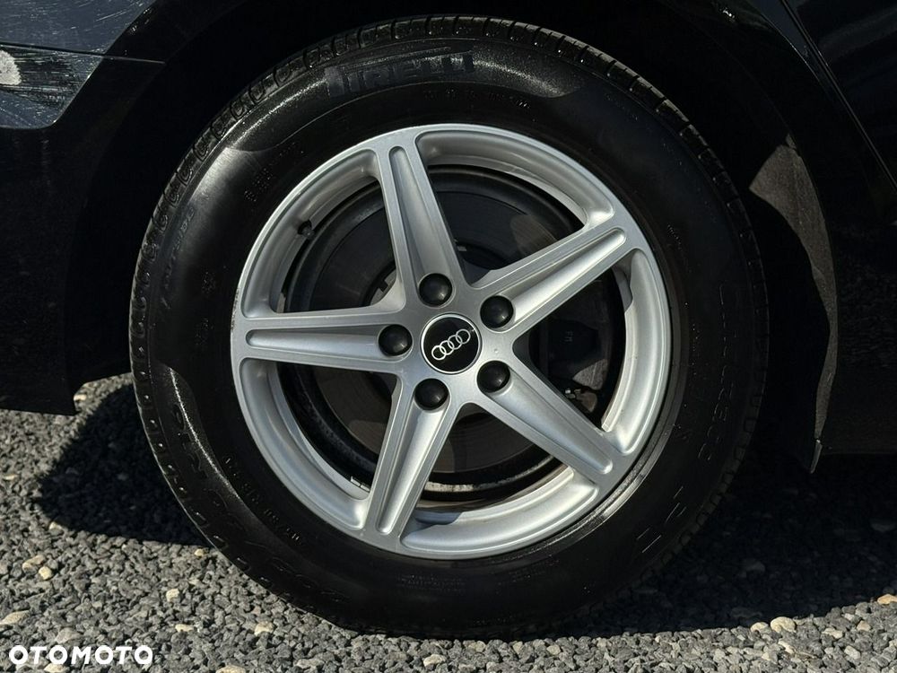 Audi A4 Avant 30 TDI S tronic - 34