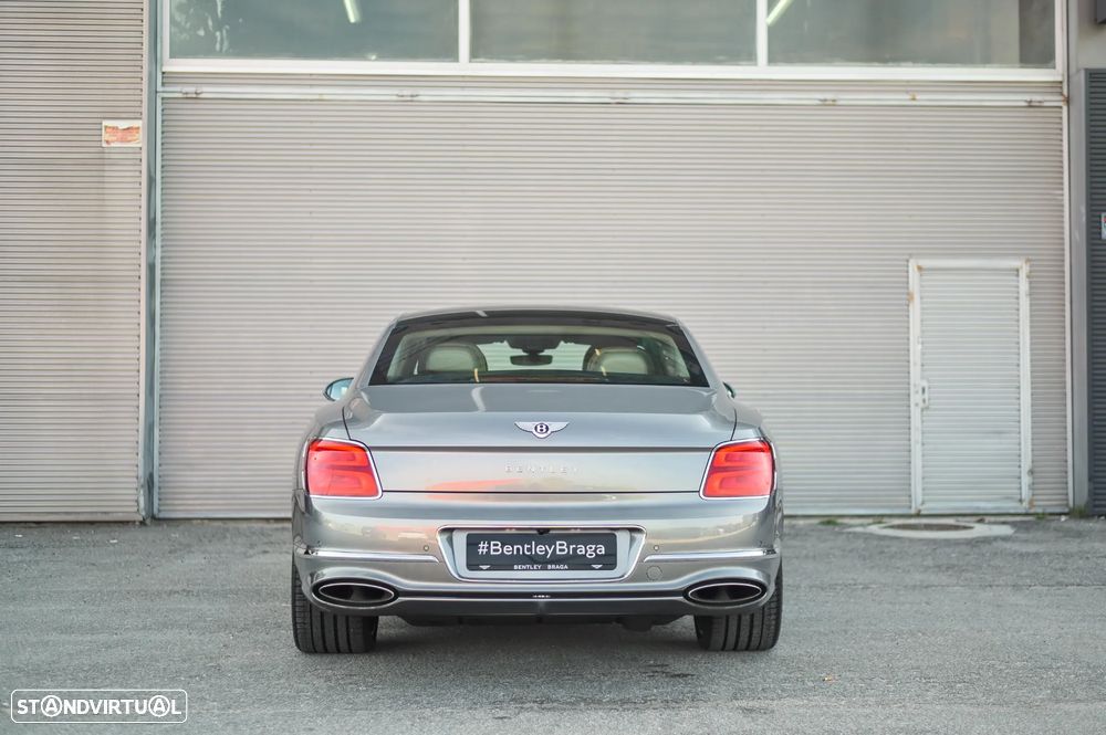 Bentley Flying Spur W12 - 8