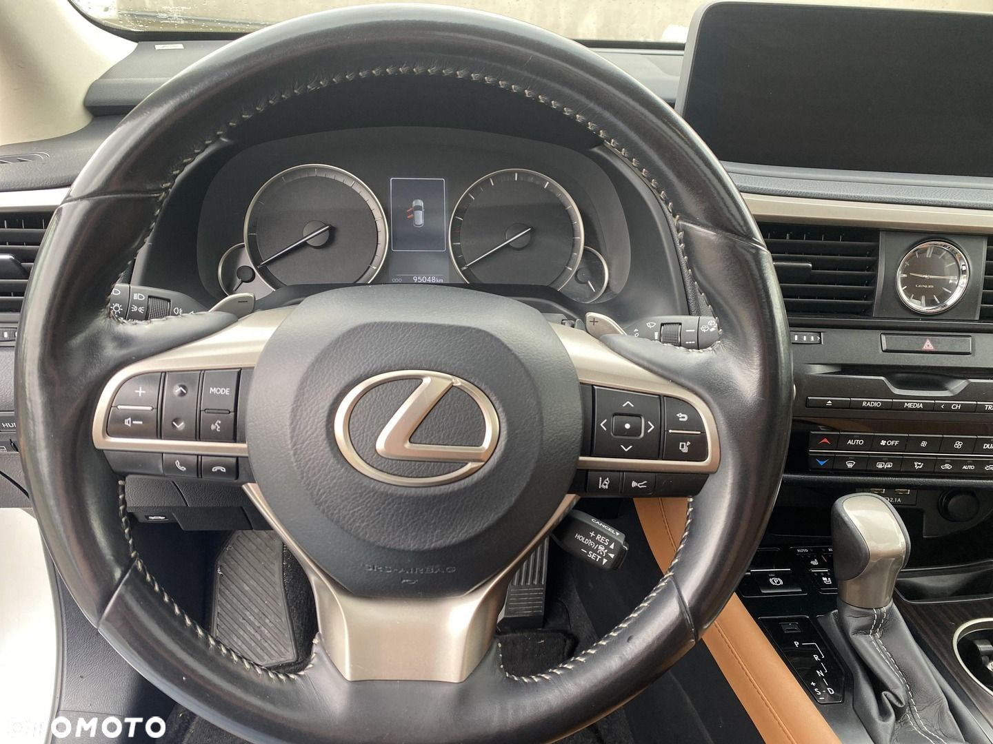 Lexus RX - 19