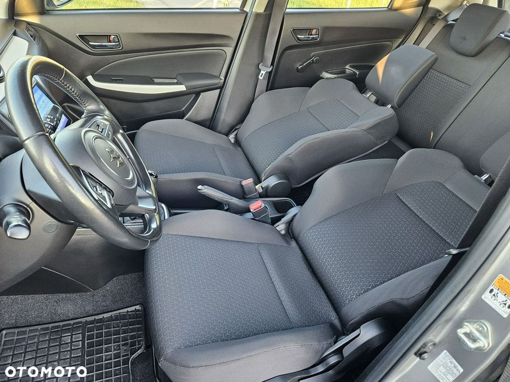 Suzuki Swift - 22