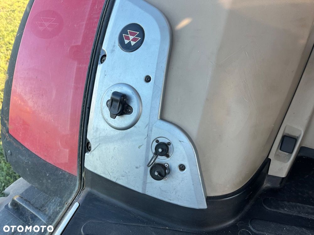 Massey Ferguson 8737 4X4 - 19