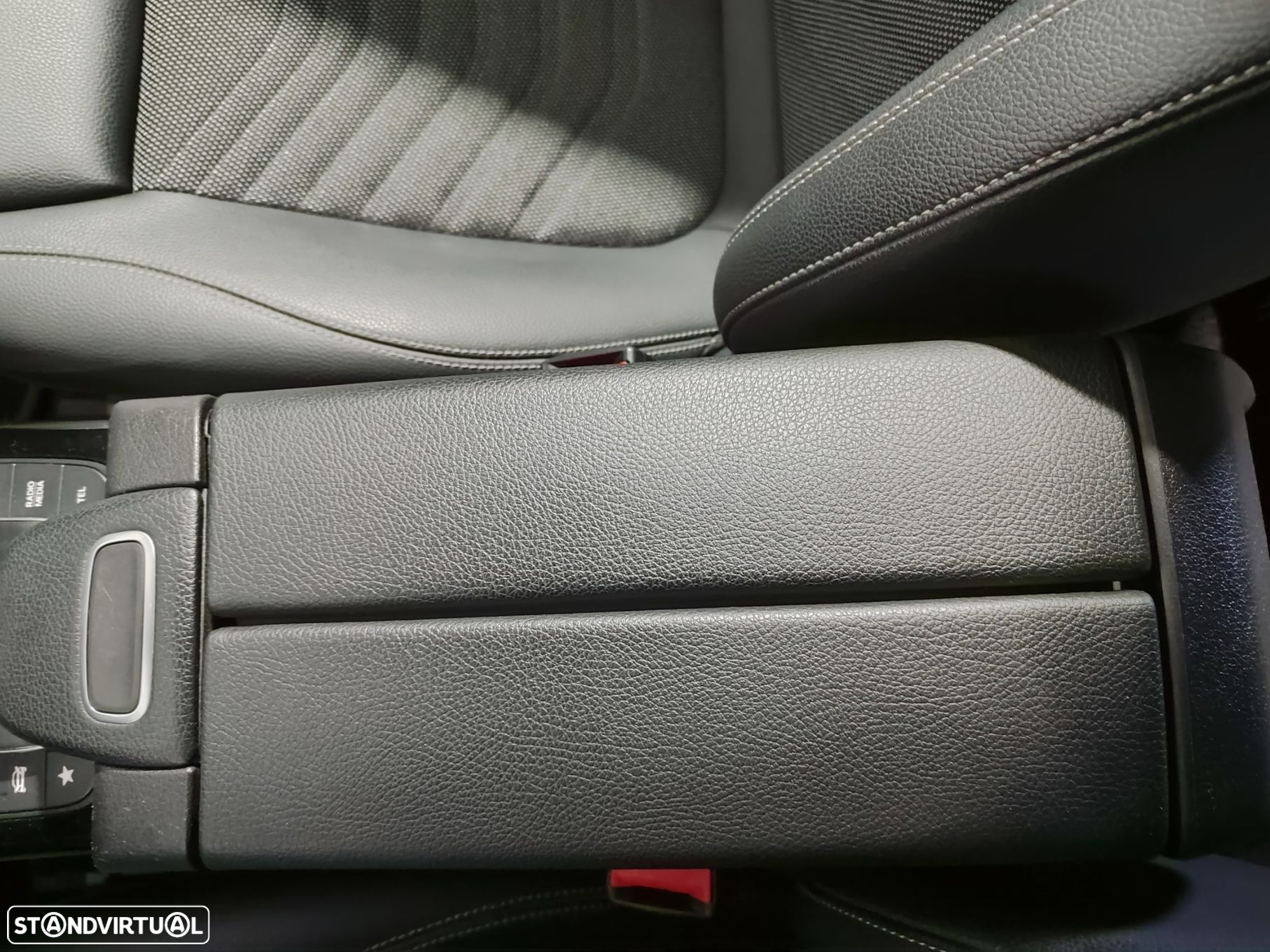 Mercedes-Benz A 200 Progressive - 32