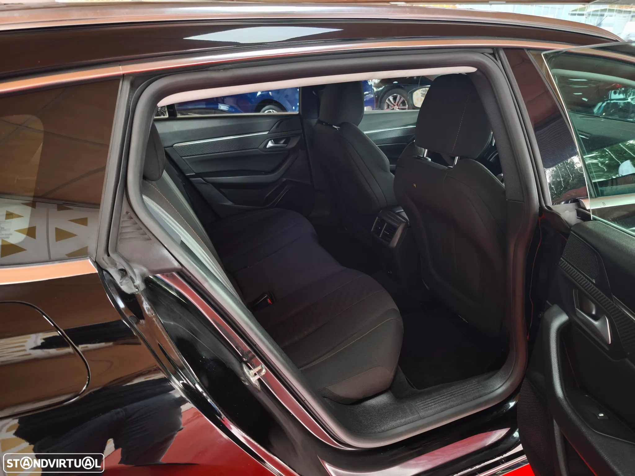 Peugeot 508 SW 1.5 BlueHDi Allure EAT8 - 41