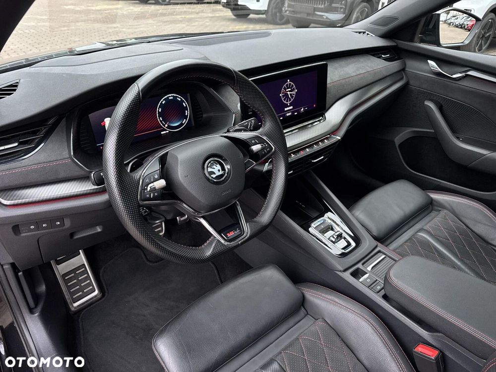 Skoda Octavia 2.0 TSI RS DSG - 16