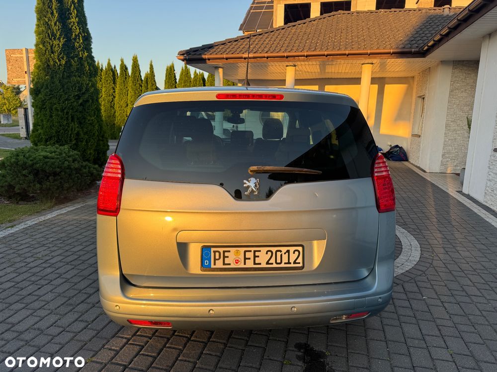 Peugeot 3008 1.6 Premium - 5