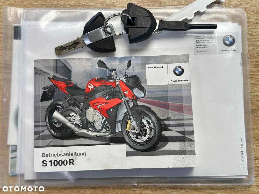 BMW S - 9