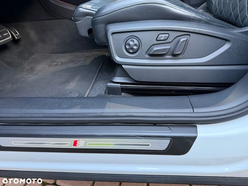 Audi Q5 Sportback - 18