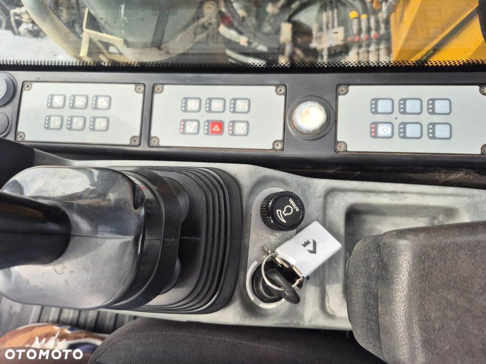 Liebherr / LIEBHERR 918 / COMPACT - 12