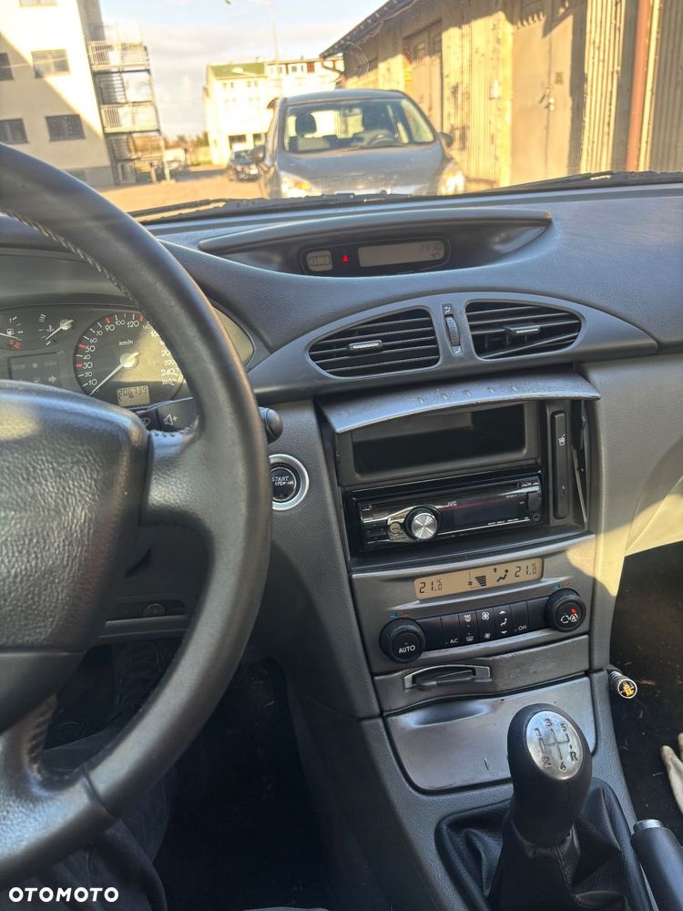 Renault Laguna 1.6 Expression - 4