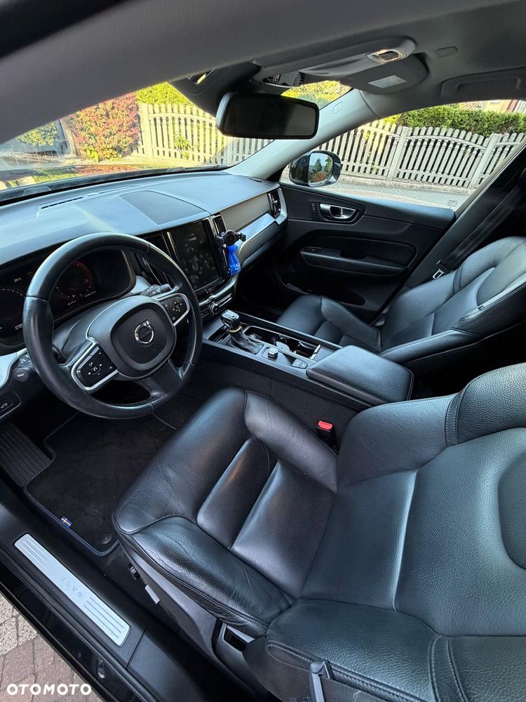 Volvo XC 60 D4 AWD Geartronic Momentum - 6