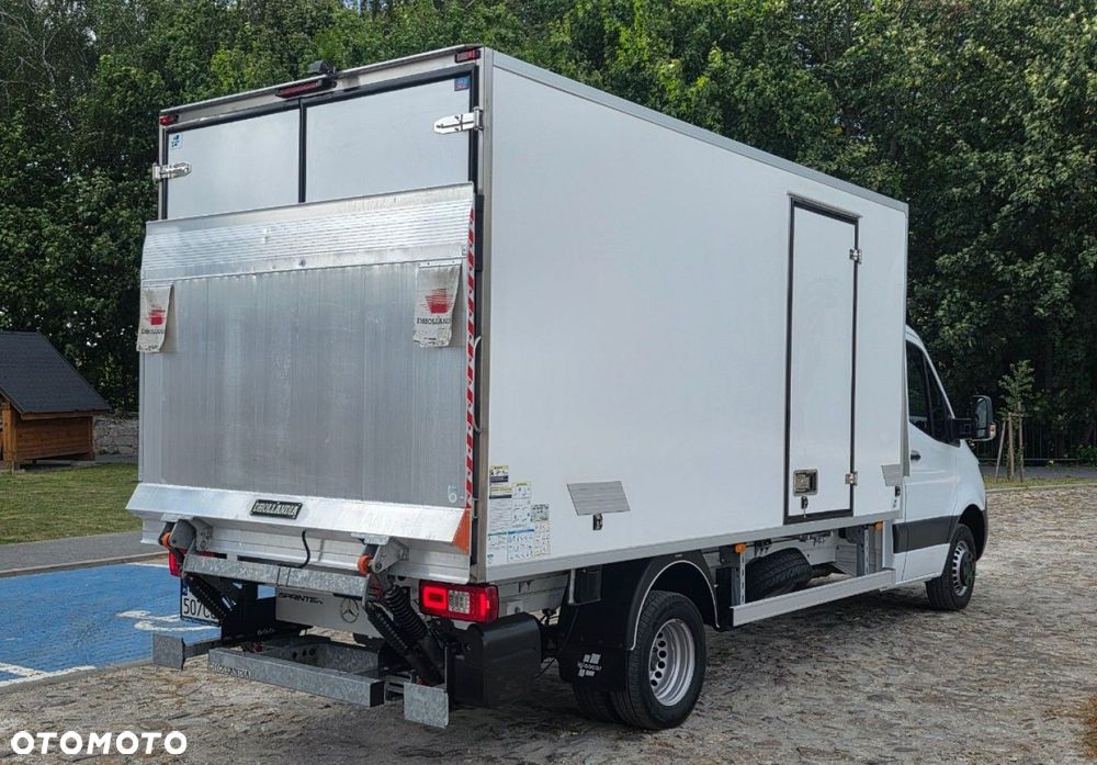 Mercedes-Benz Sprinter 519 - 5