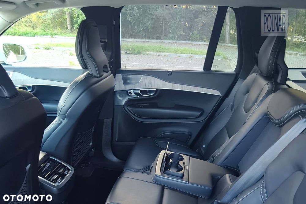 Volvo XC 90 B5 D AWD Ultimate Bright 7os - 17