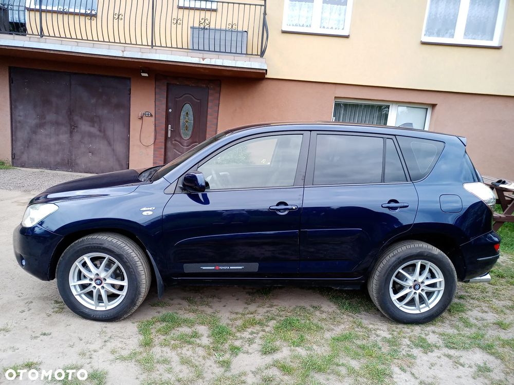 Toyota RAV4 2.0 VVT-i Luna - 2
