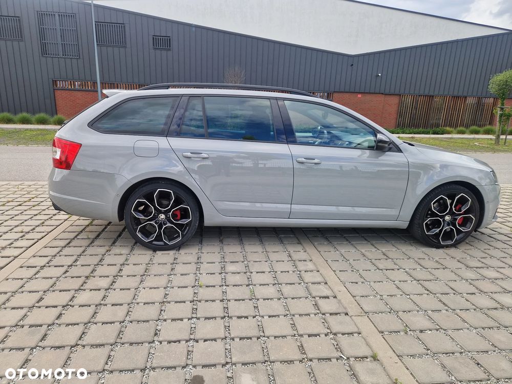 Skoda Octavia 2.0 TSI DSG RS 230 - 8